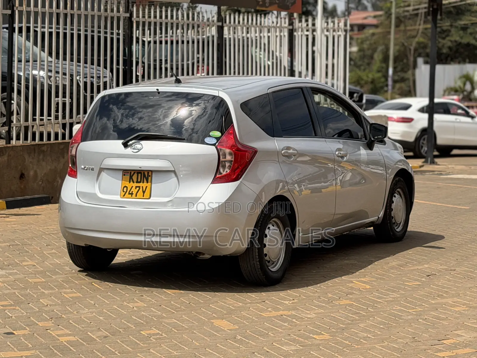 Nissan Note 2016 Silver