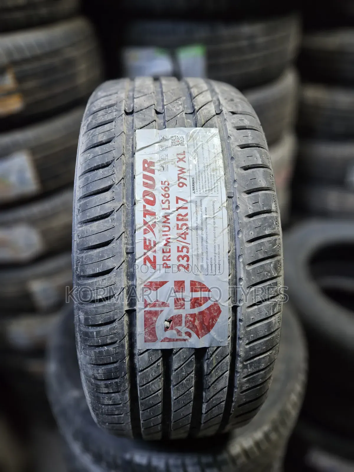 235/45r17 Zextour Tire
