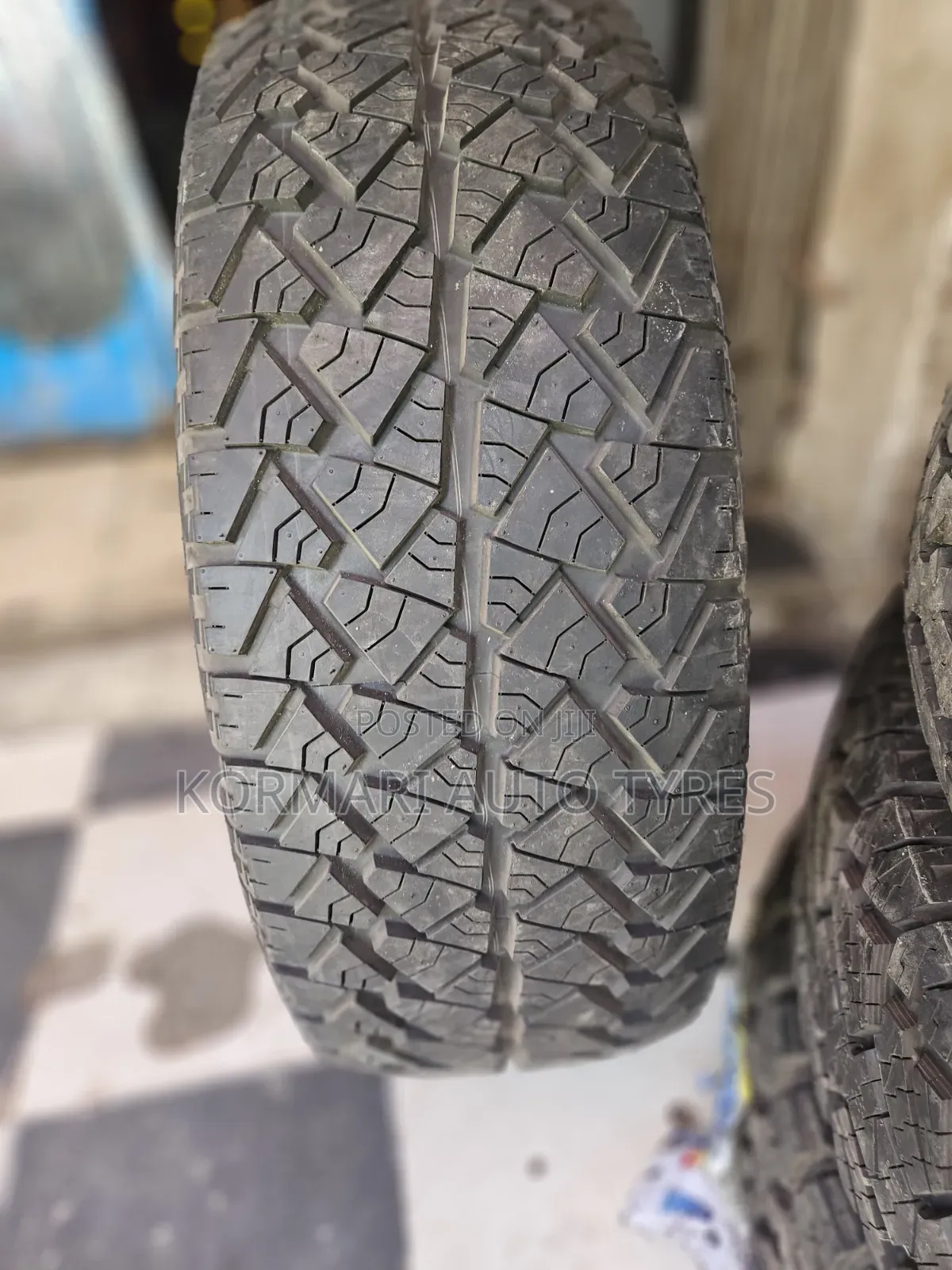 265/65r17 Petromax Tire