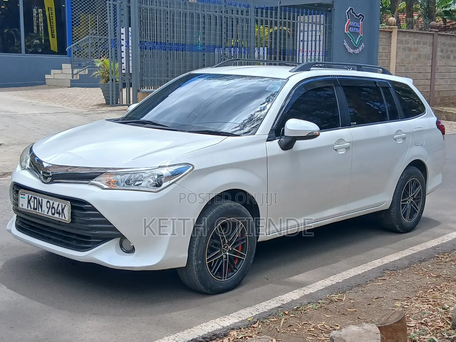 Toyota Corolla Fielder 1.5 Petrol FWD 2016 White