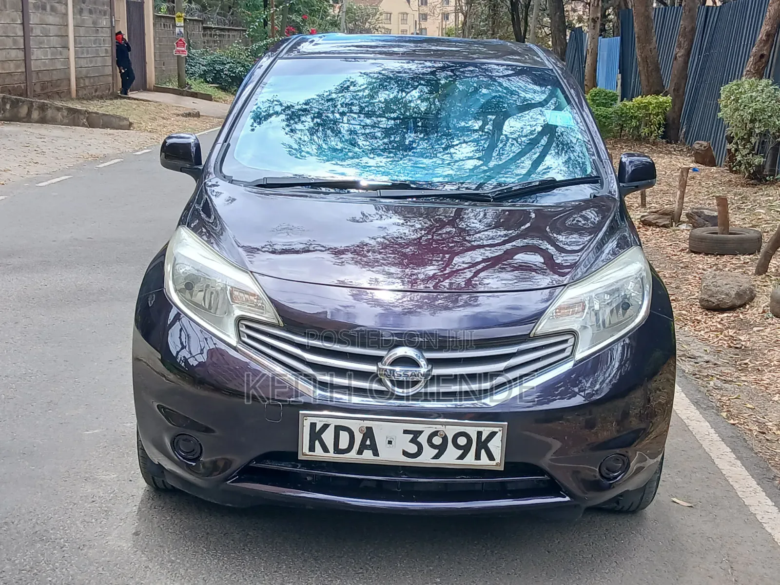 Nissan Note 1.2 Petrol 2014 Maroon