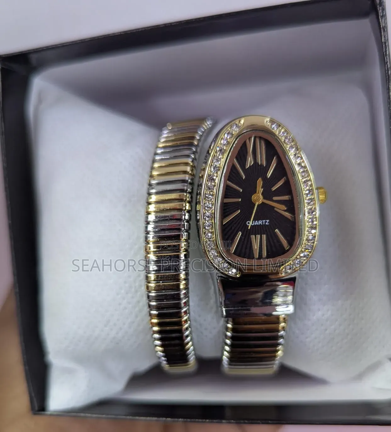 Elegant Silver Snake-Style Bangle Watch Crystal Bezel