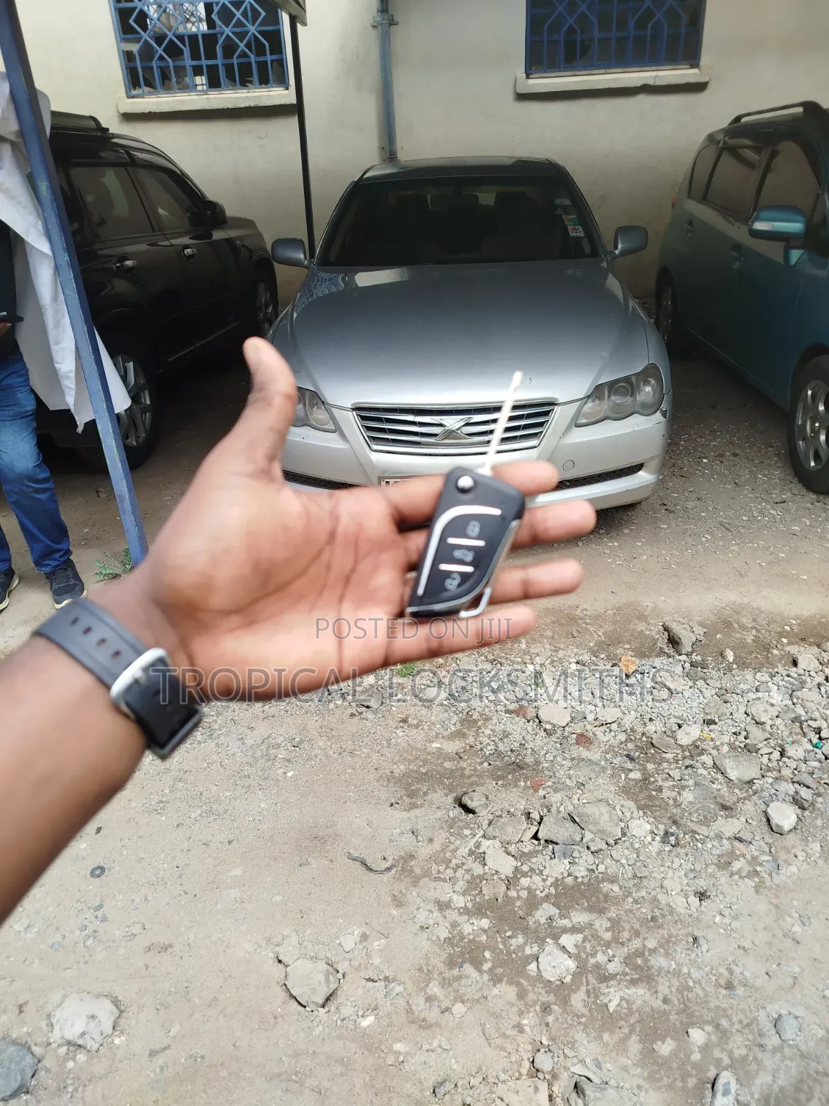 Toyota Mark X Car Key Duplication
