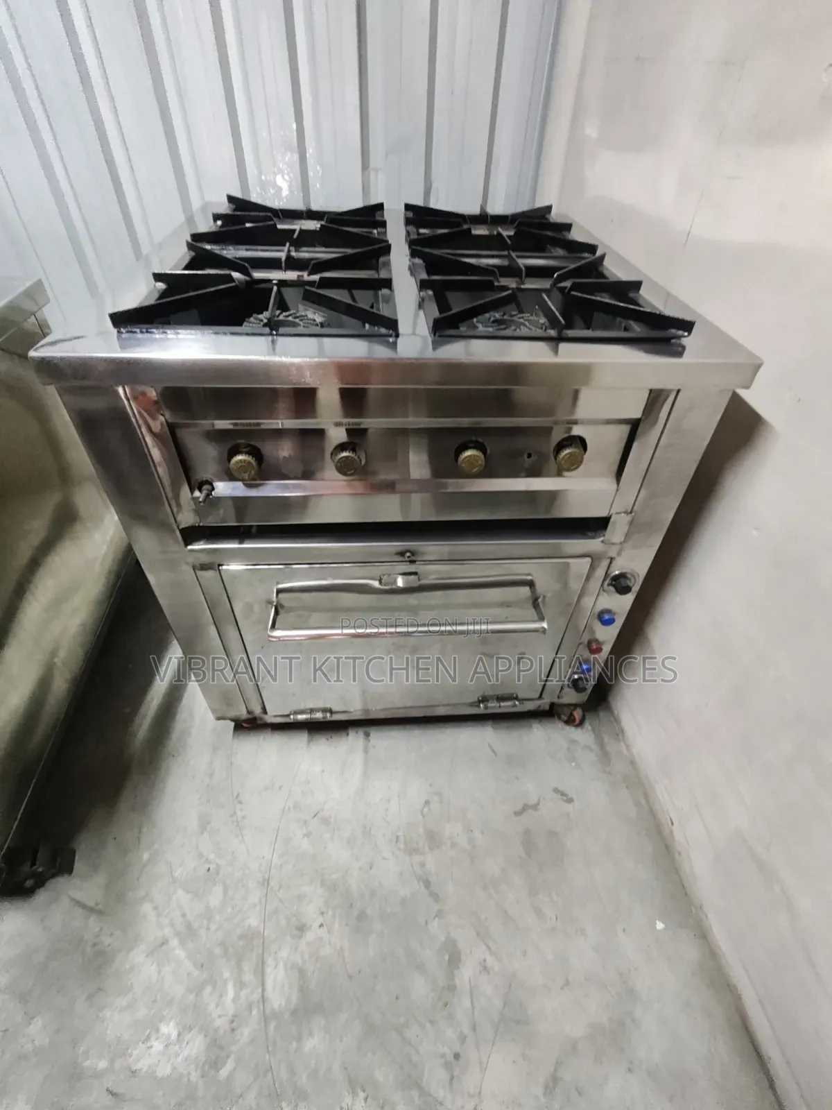 4-Burner Stainless Steel Commercial Cooker With Oven