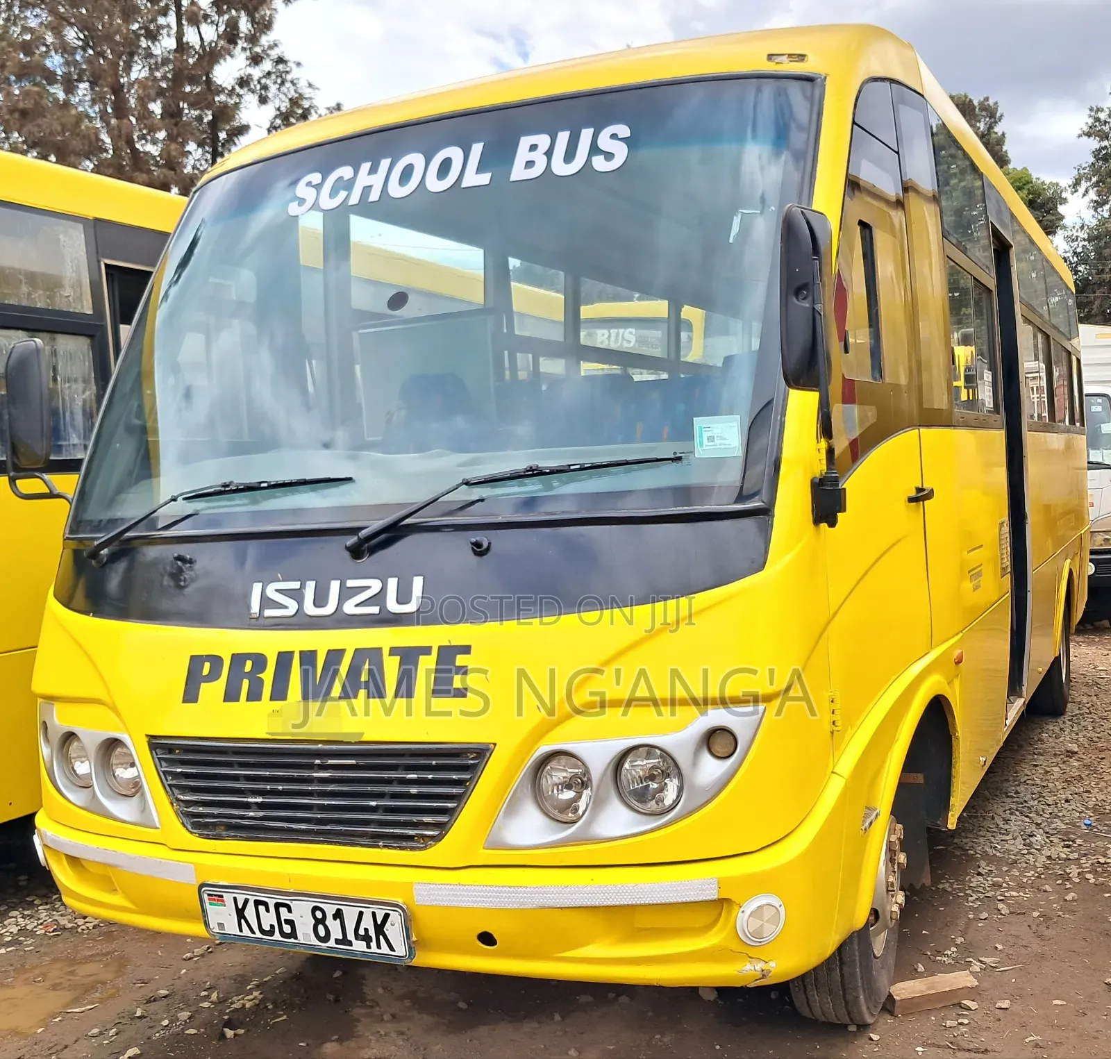 Isuzu NQR 2016 Yellow
