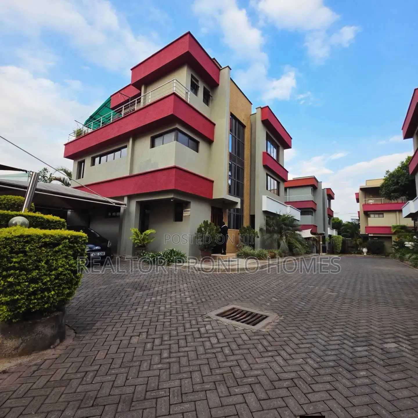 5bdrm Townhouse / Terrace in Lavington, Muthangari for rent