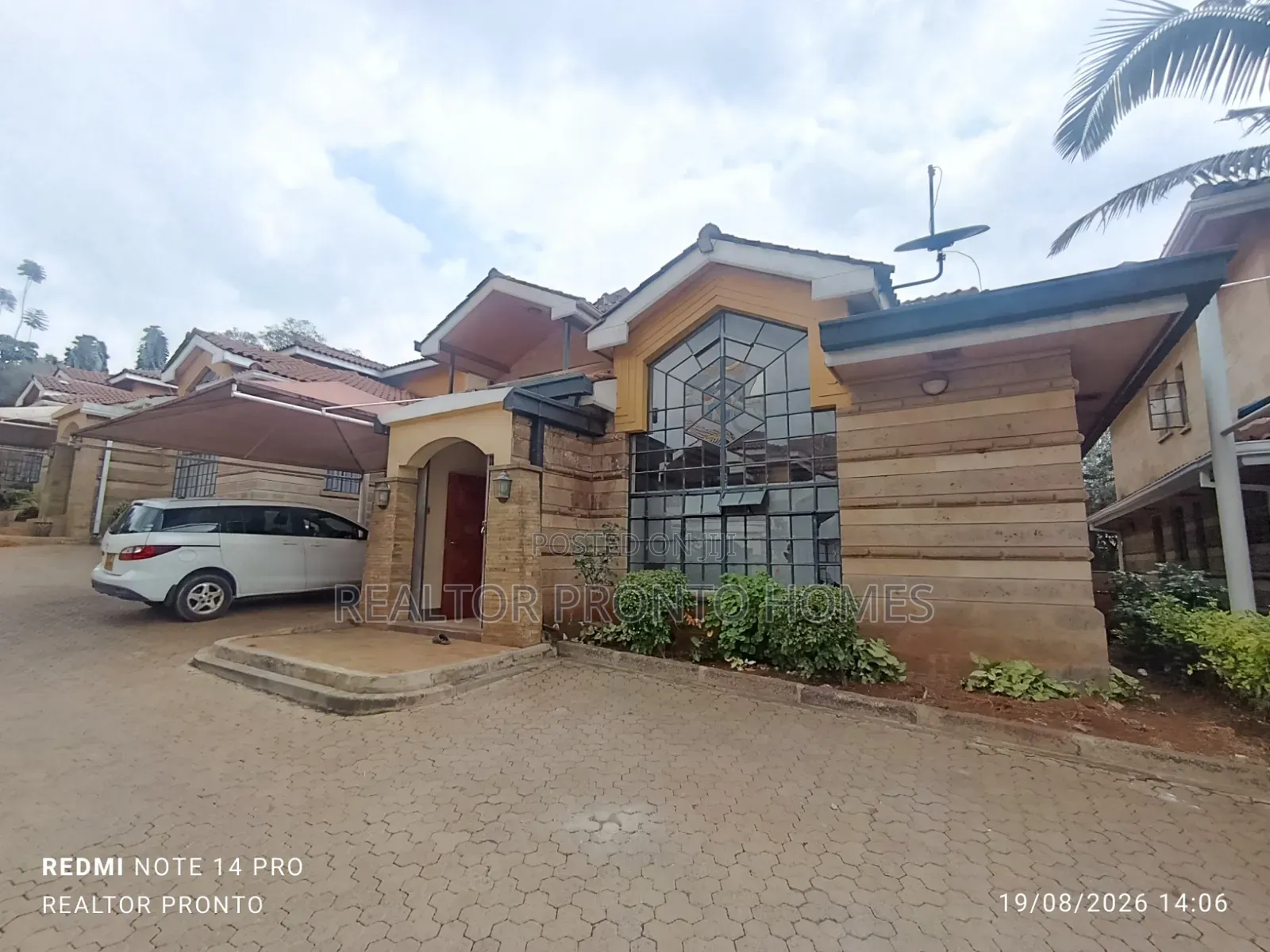 4bdrm Townhouse / Terrace in Lavington, Valley Arcade for rent