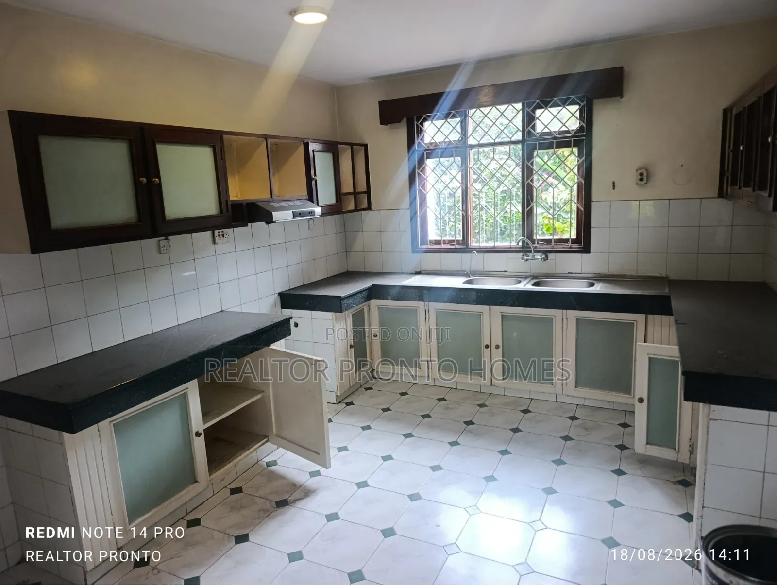 4bdrm Townhouse / Terrace in Lavington, Muthangari for rent