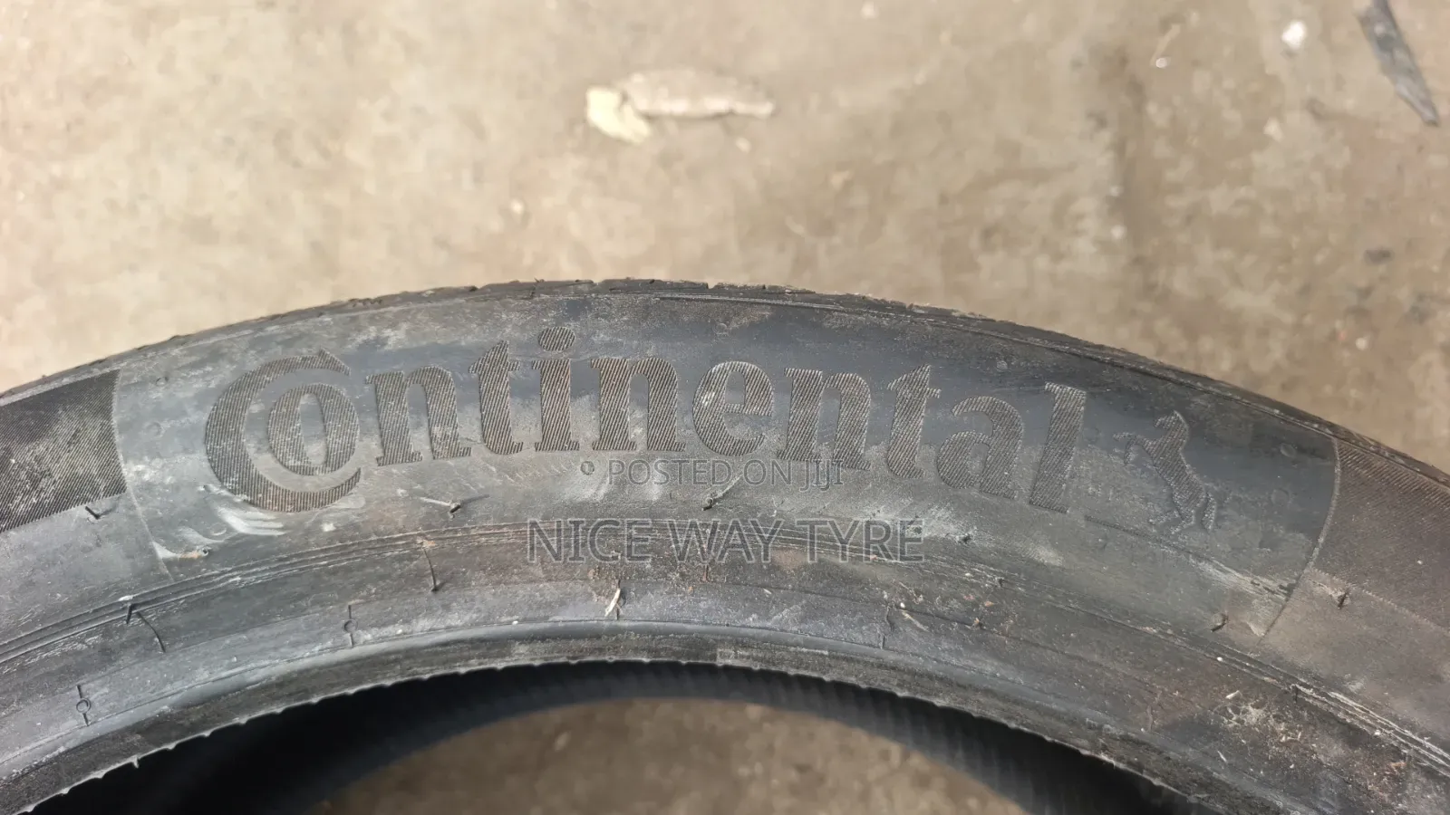 315/30r22 Continental