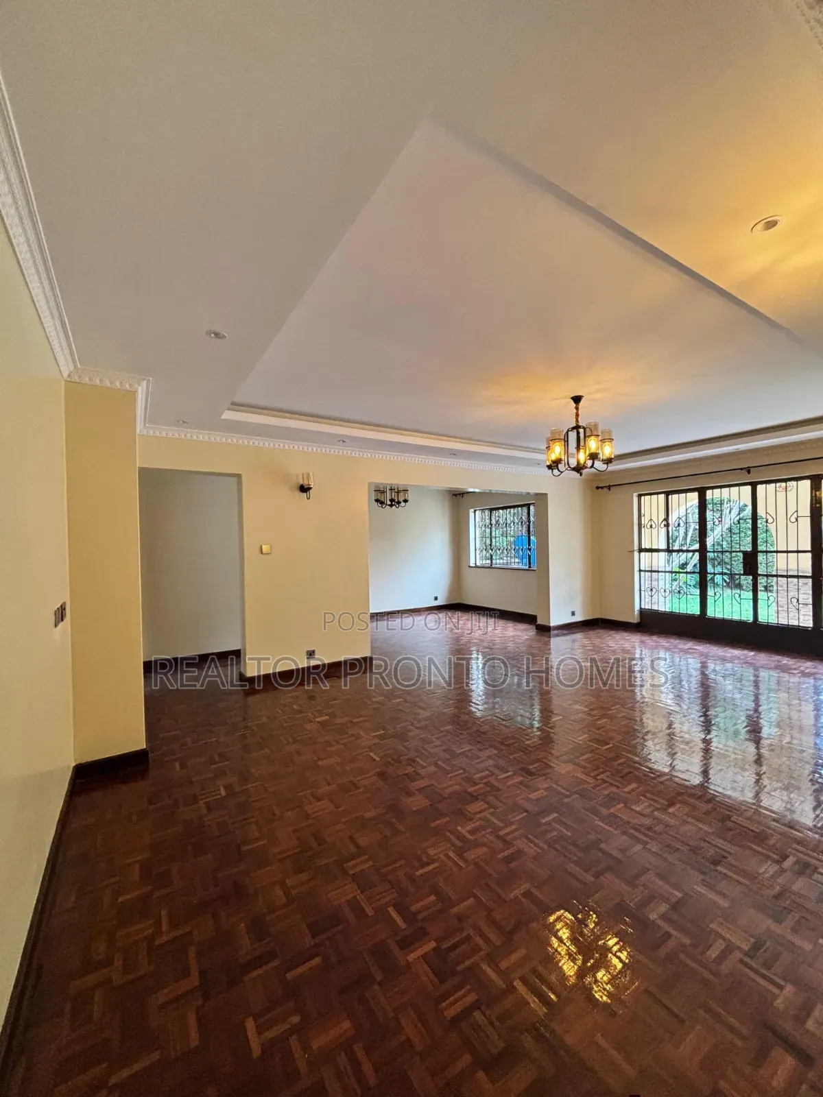 4bdrm Townhouse / Terrace in Kilimani, Hurlingham for rent