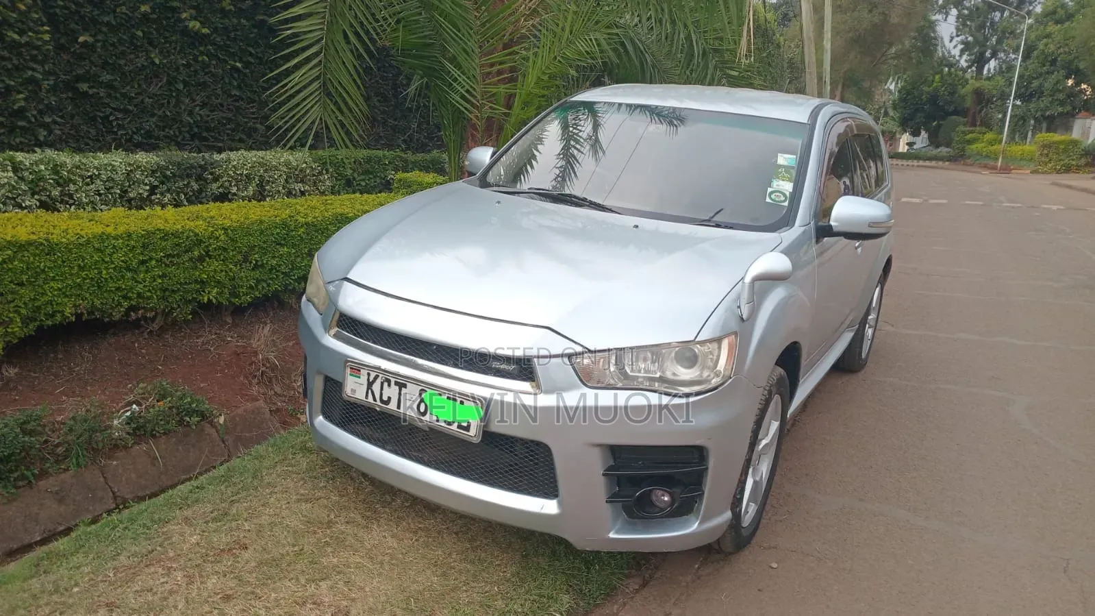 Mitsubishi Outlander 2011 Gray