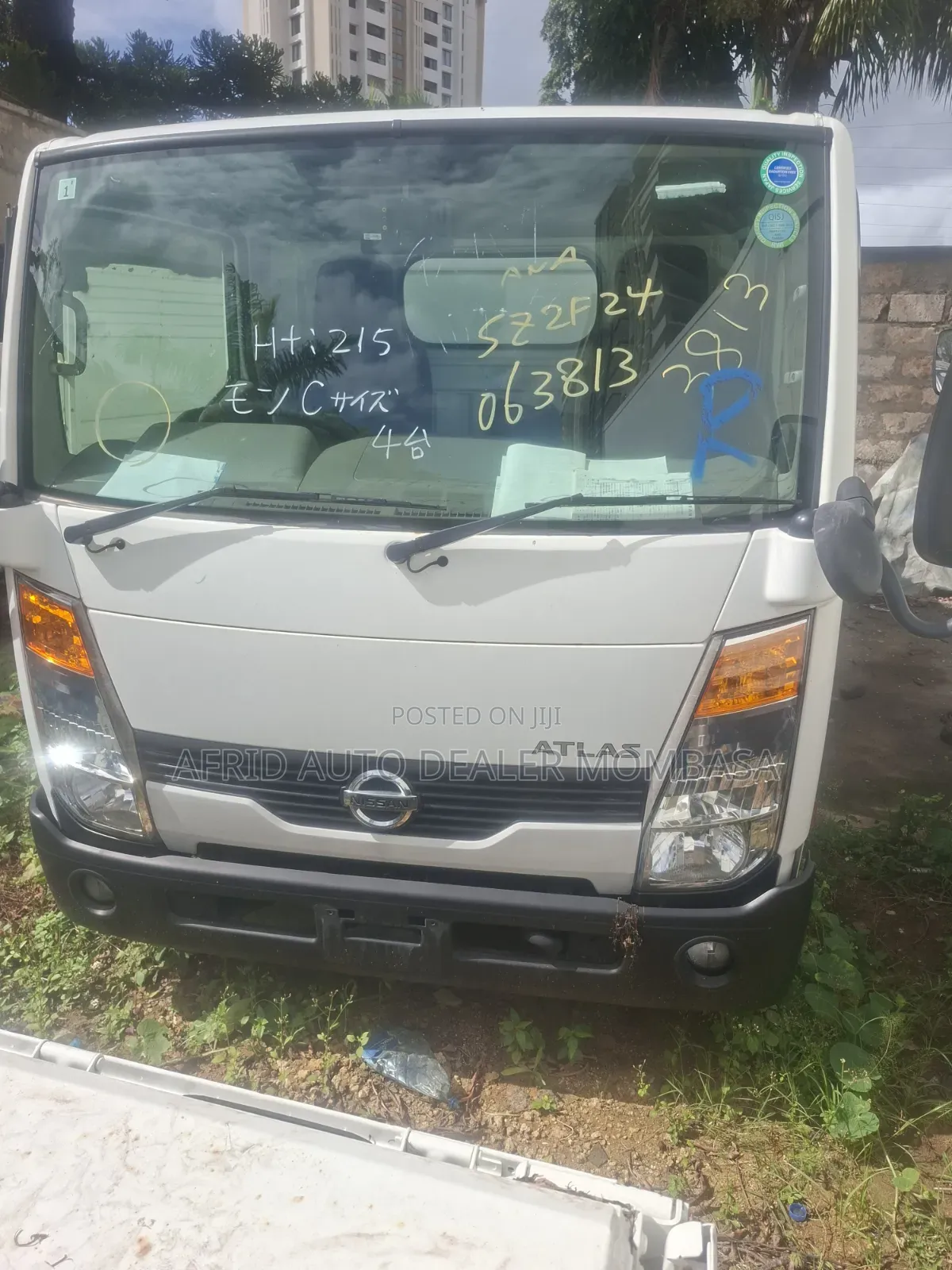 Nissan Atlas Cover Body 2018