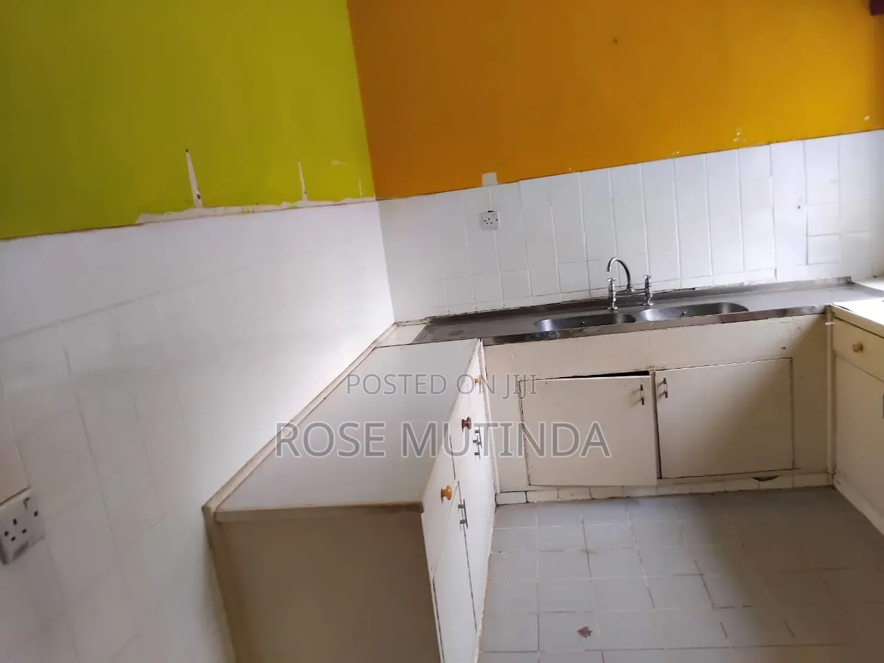 Furnished 9bdrm Maisonette in Kyuna Estate for sale