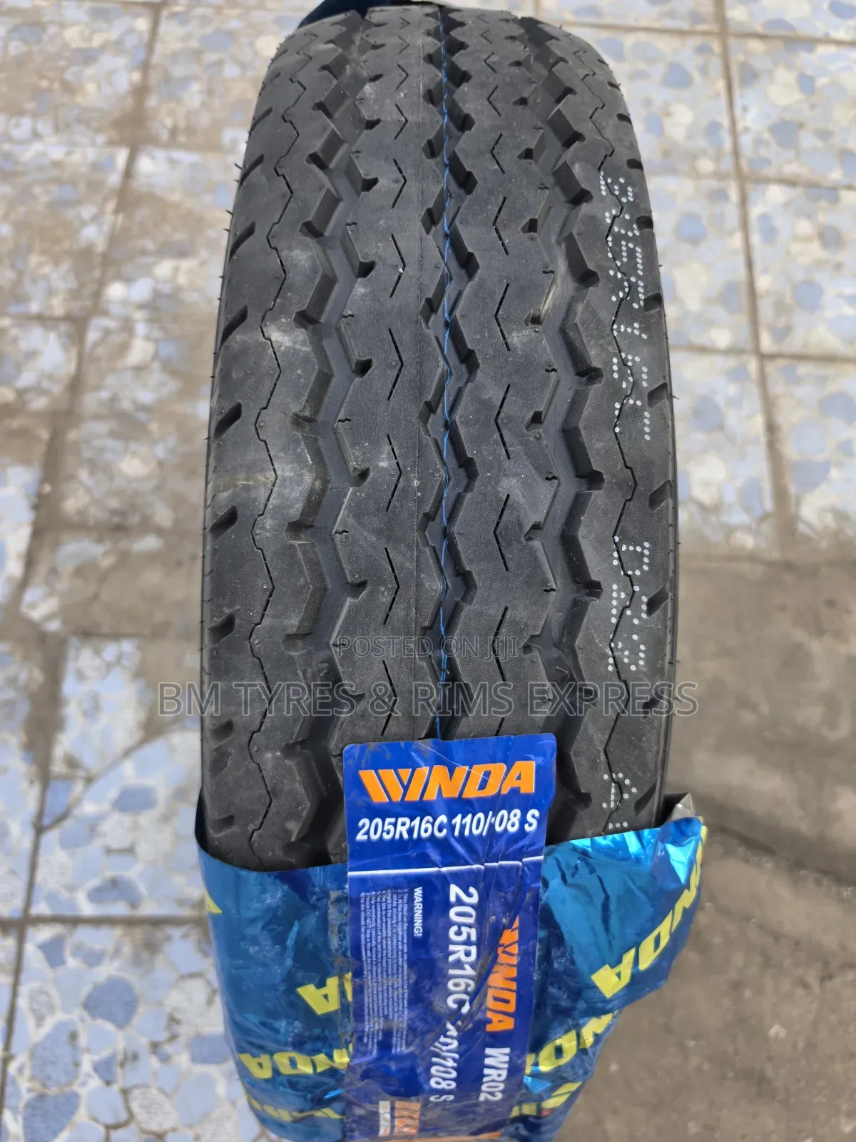 205 R16 Winda Tires (Commercial)