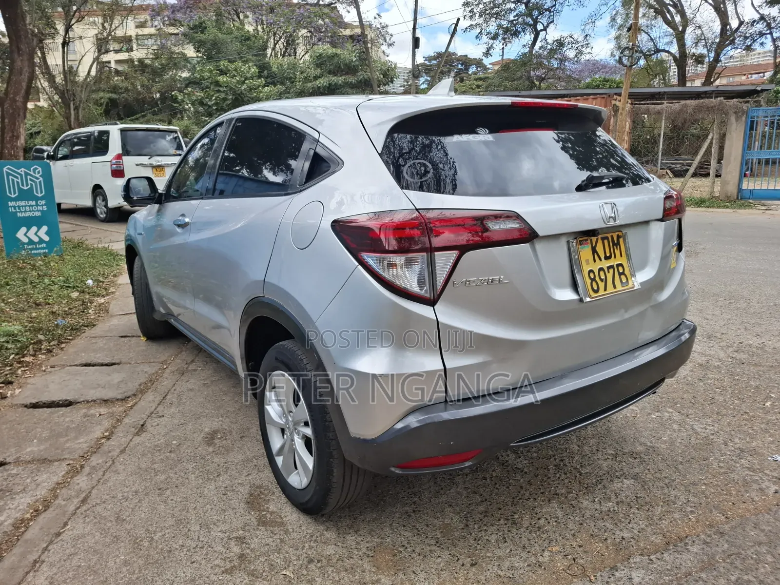 Honda Vezel 1.5 Hybrid 2WD 2016 Silver