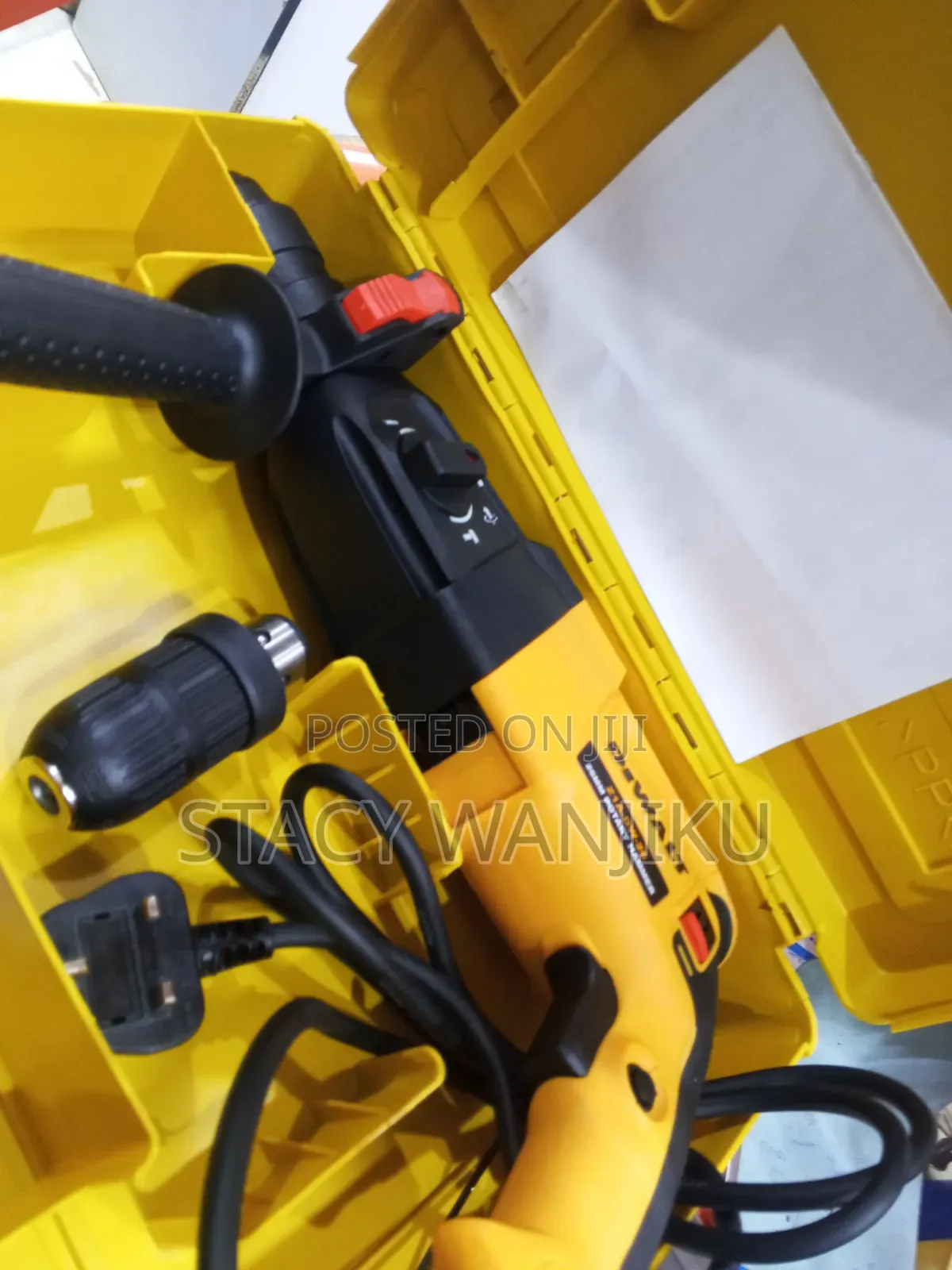 DeWalt Rotary Hammer/ Powerful Rotary Hammer Drill