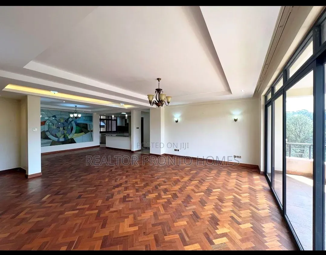 4bdrm Duplex in Riverside Drive for rent