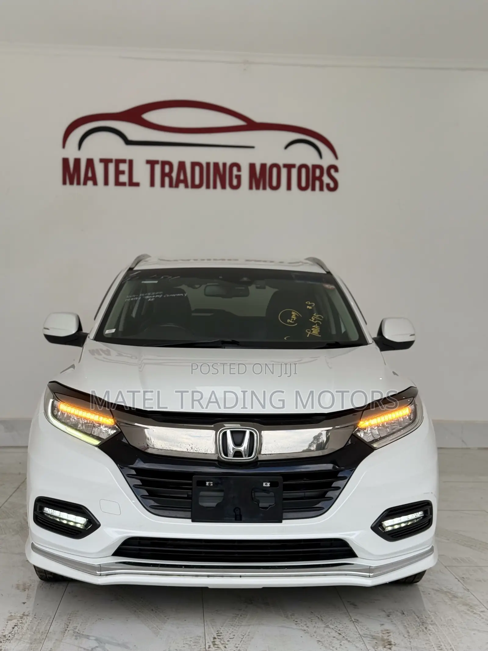 Honda Vezel 1.5 Hybrid 4WD 2019 White