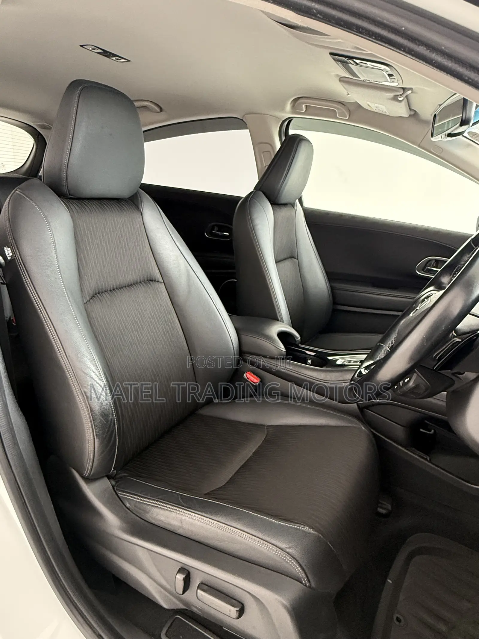 Honda Vezel 1.5 Hybrid 4WD 2019 White