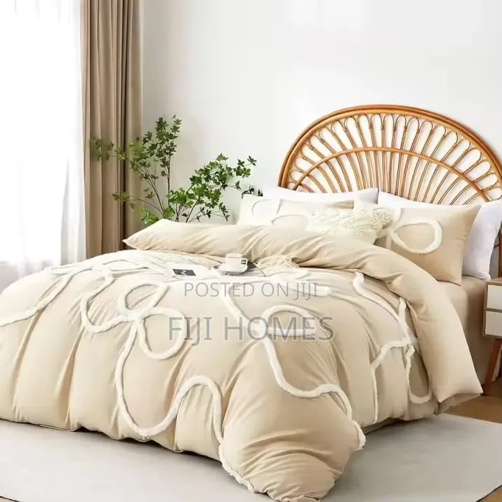 3pc Bowknot Tufted Duvet Cover Set | 6x6/6x7