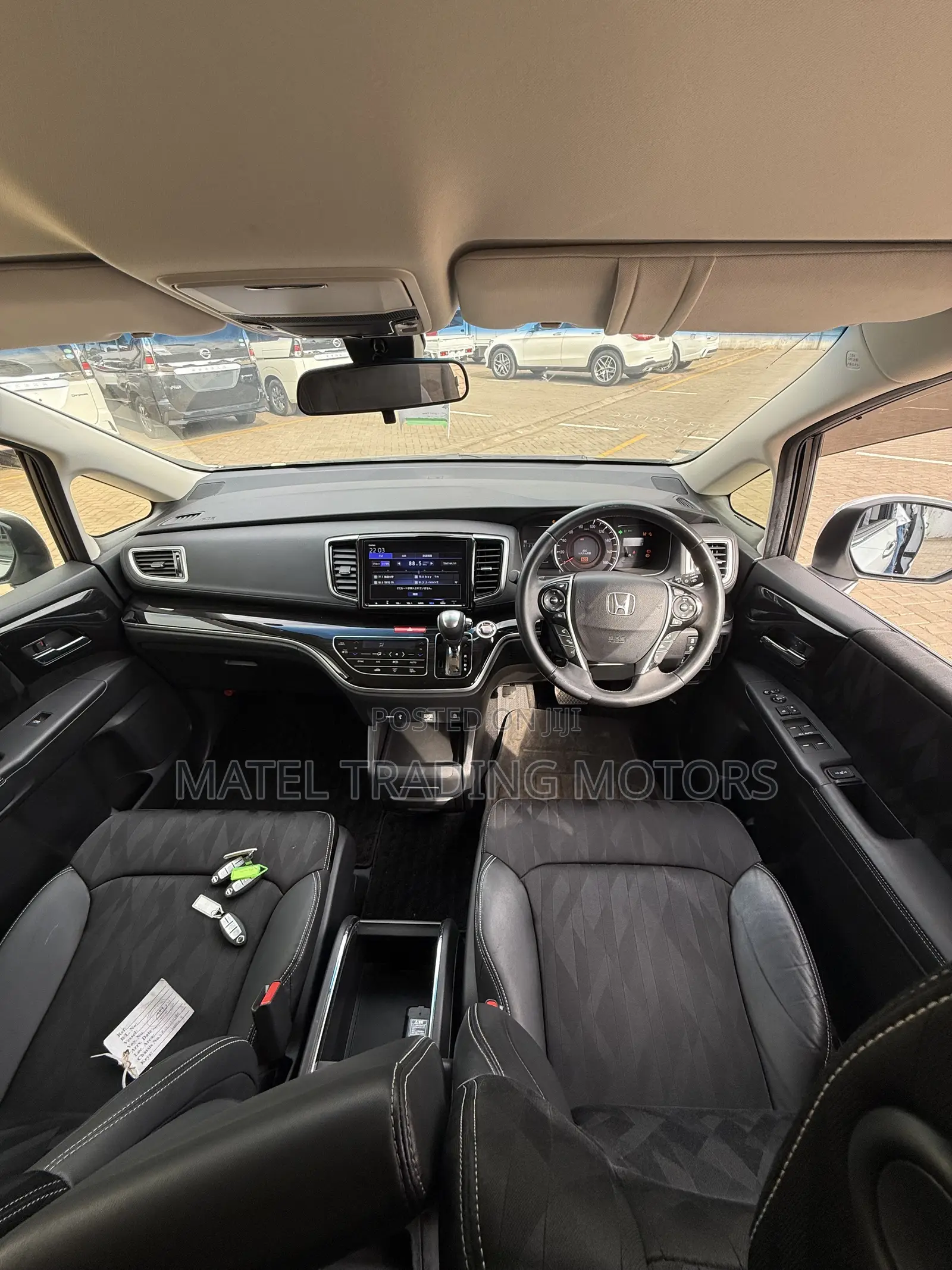 Honda Odyssey 2.0 Hybrid (8 seater) 2019 White
