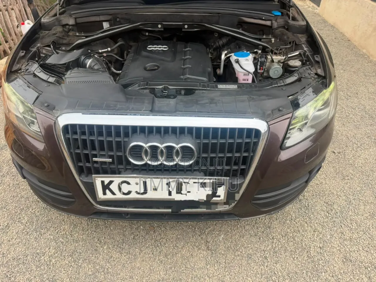 Audi Q5 2011 Brown