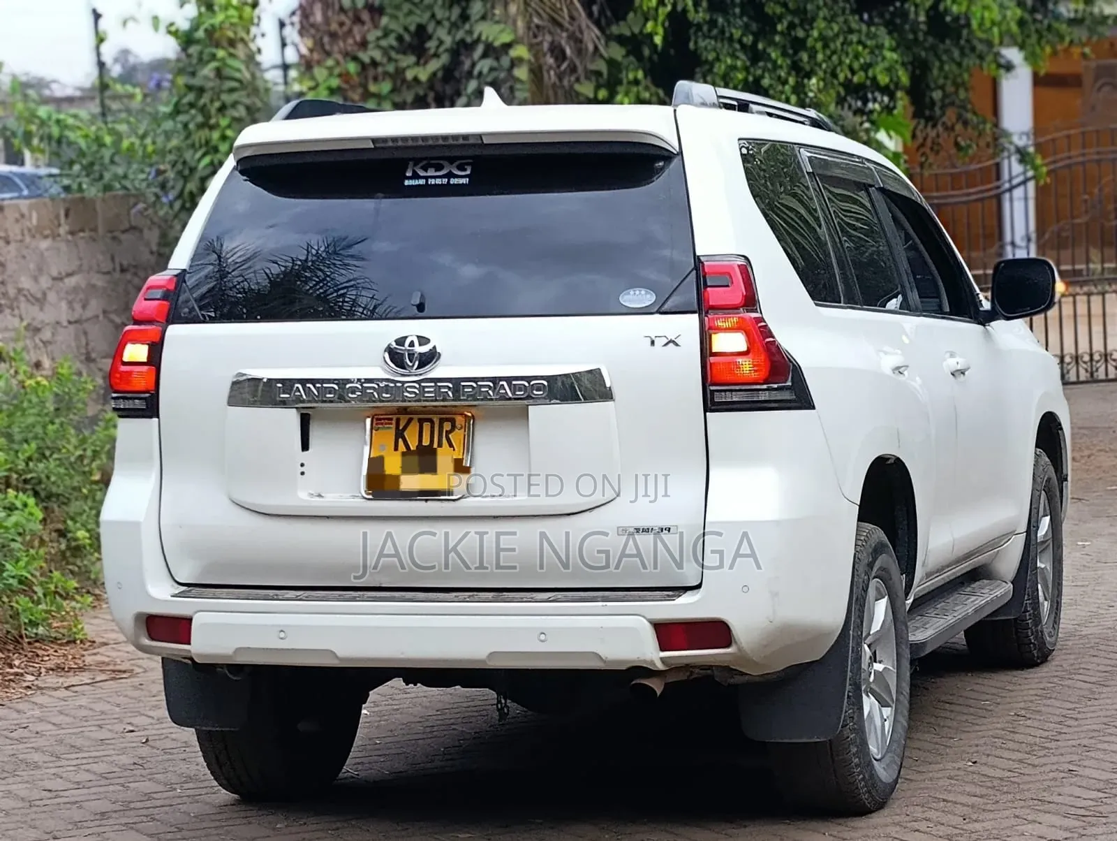 Toyota Land Cruiser Prado 2018 White