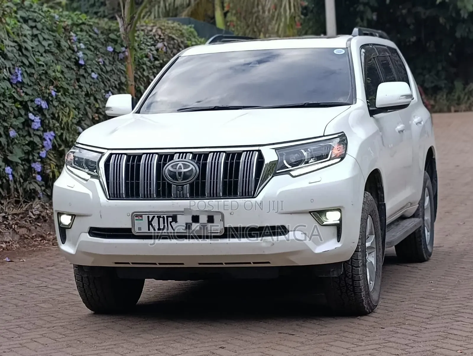 Toyota Land Cruiser Prado 2018 White
