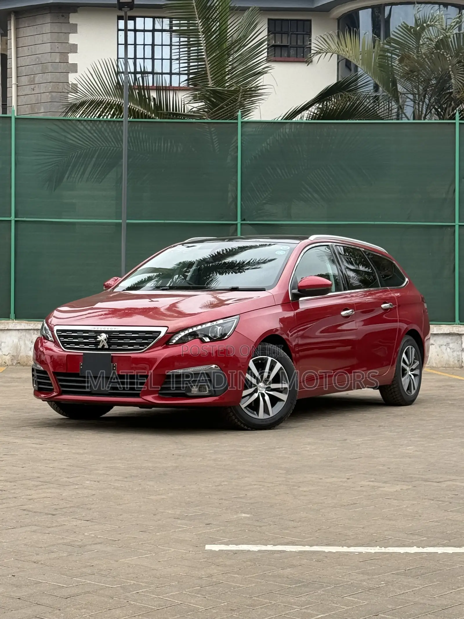 Peugeot 308 2019 Red
