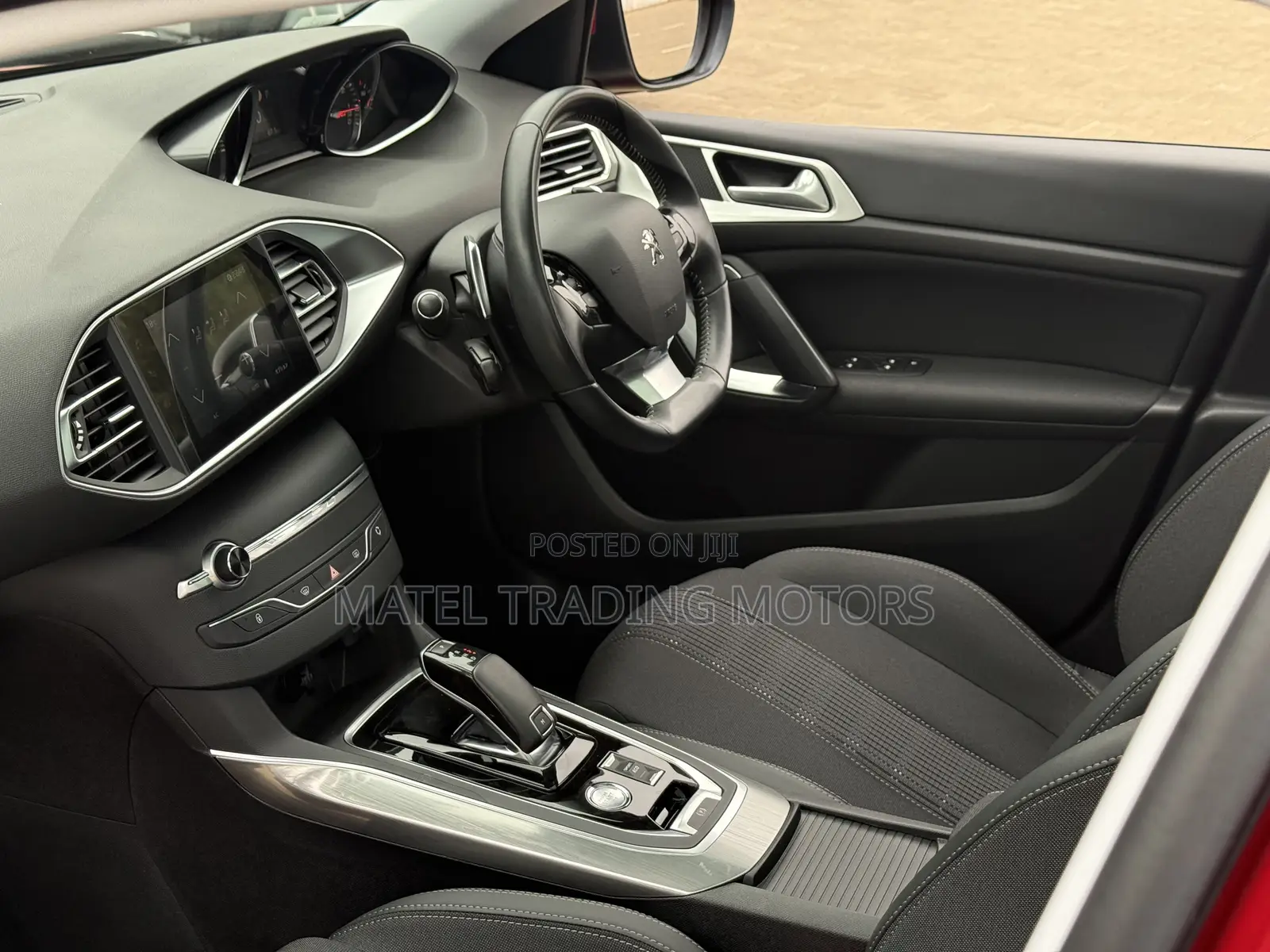 Peugeot 308 2019 Red