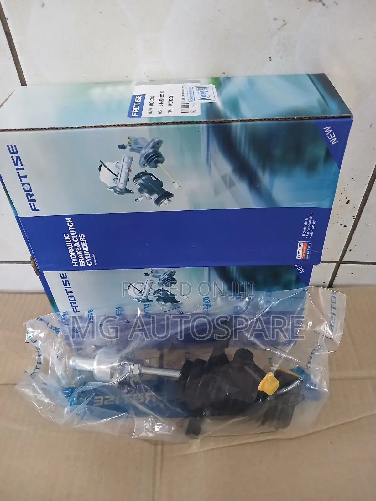 Frotise Hydraulic Brake & Clutch Cylinder Top Designed For7L & 9L Cars