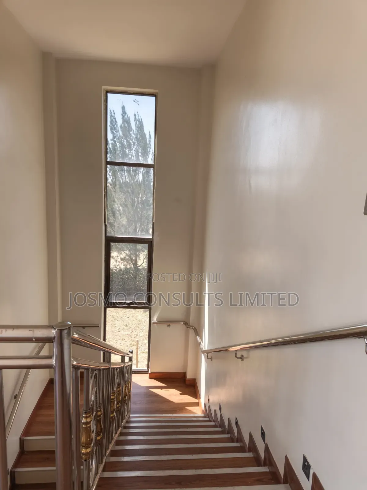 5bdrm Duplex in Kamakis for rent