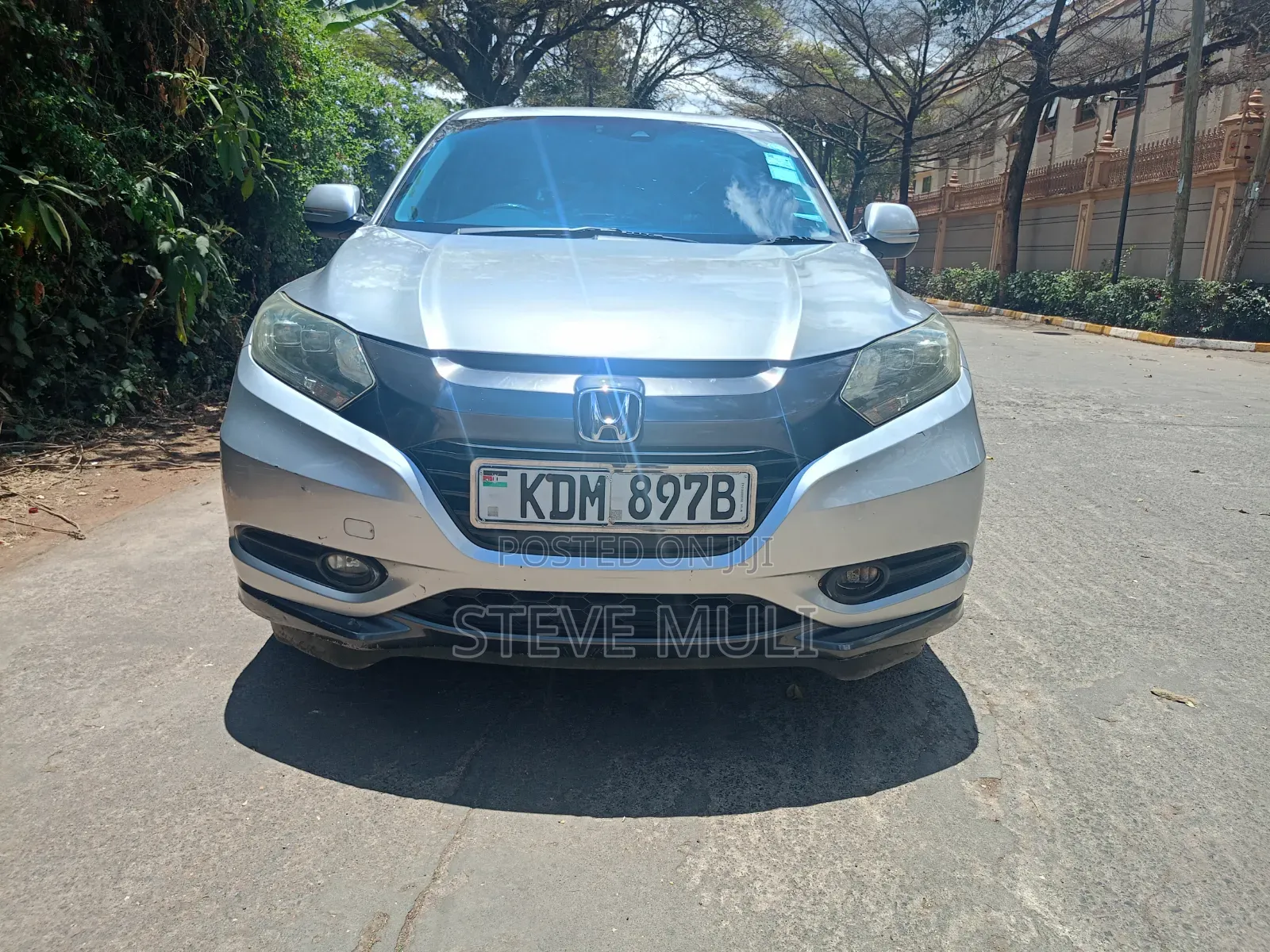Honda Vezel 2016 Silver
