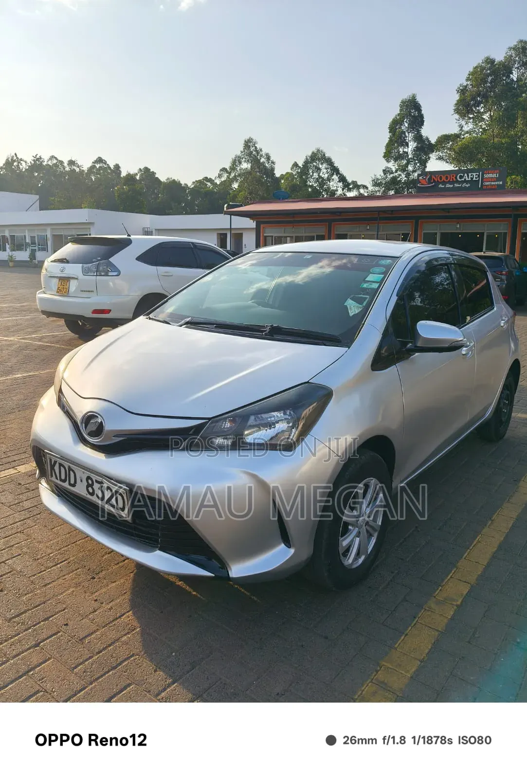 Toyota Vitz 2018 Silver