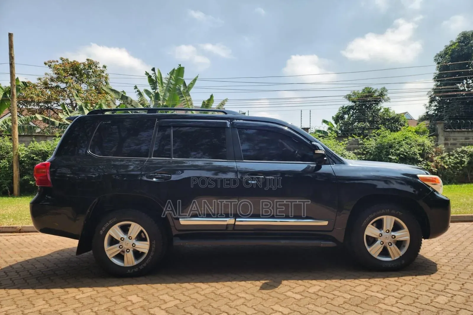 Toyota Land Cruiser 4.5 V8 VXR 2013 Black