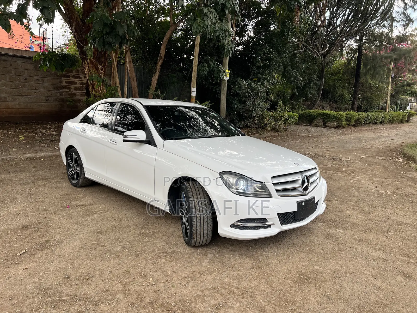 Mercedes-Benz C200 2014 White