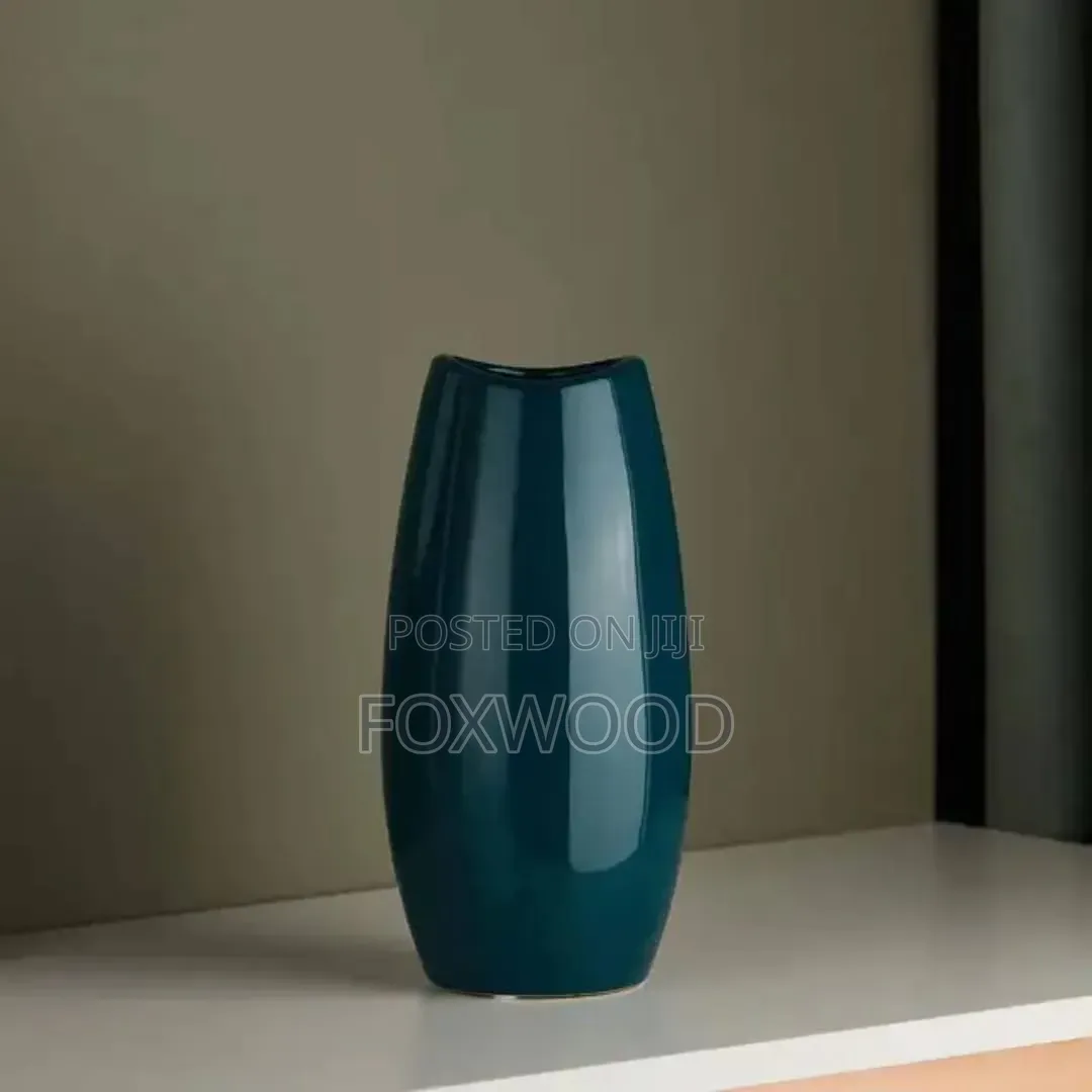 Ceramic Flower Vase 25cm H