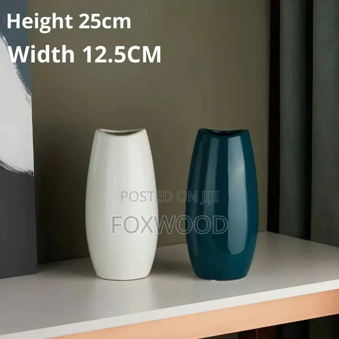 Ceramic Flower Vase 25cm H
