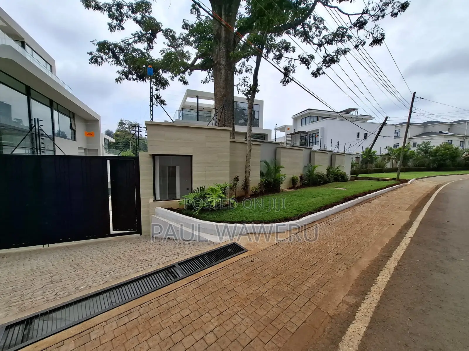 6bdrm Villa in Maziwa for sale