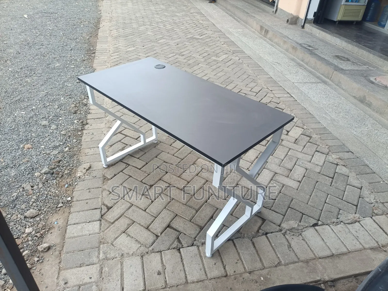 # Office Desk