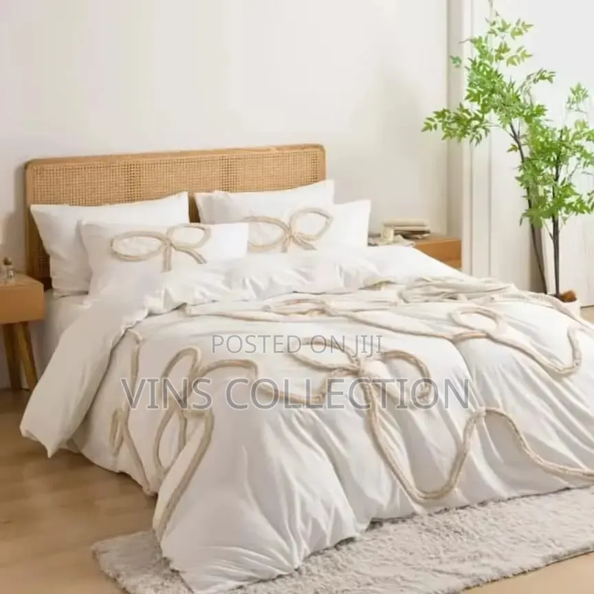 Bowknot Tufted Duvet Cover Set