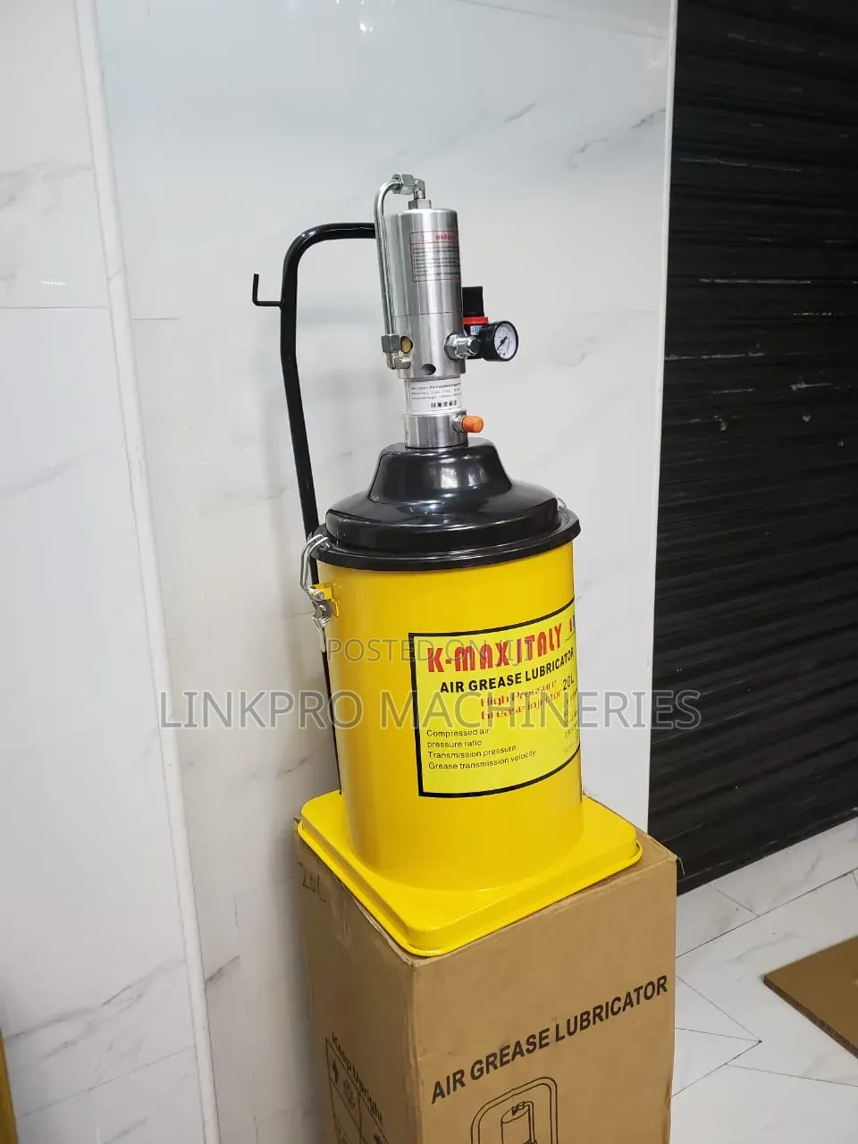 20 Litres Kmax Italy Pneumatic Grease Lubricator Bucket