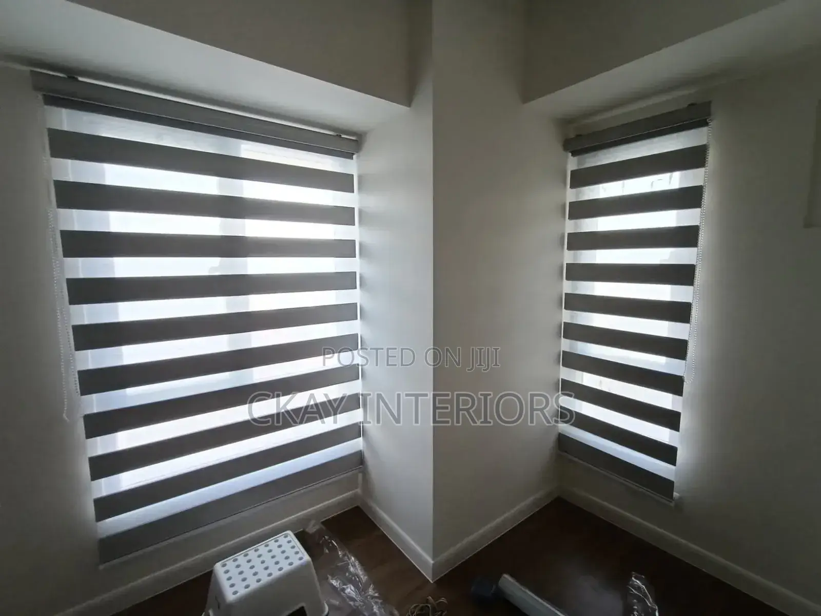 Make Privacy Stylish With Modern Horizontal Blinds