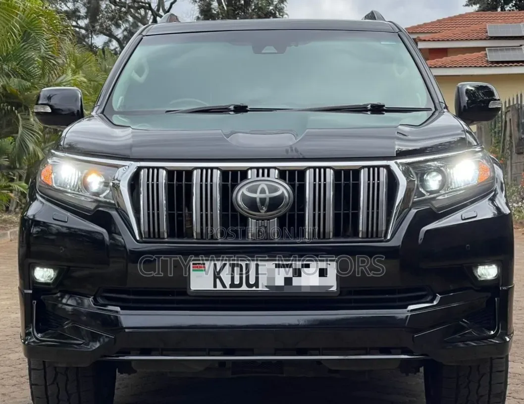 Toyota Land Cruiser Prado 2018 Black
