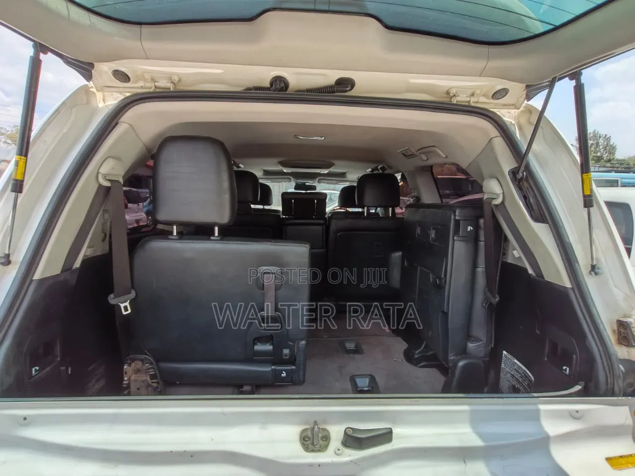 Toyota Land Cruiser 2013 White