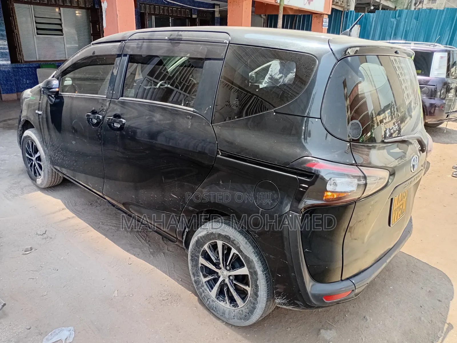 Toyota Sienta 2017 Black