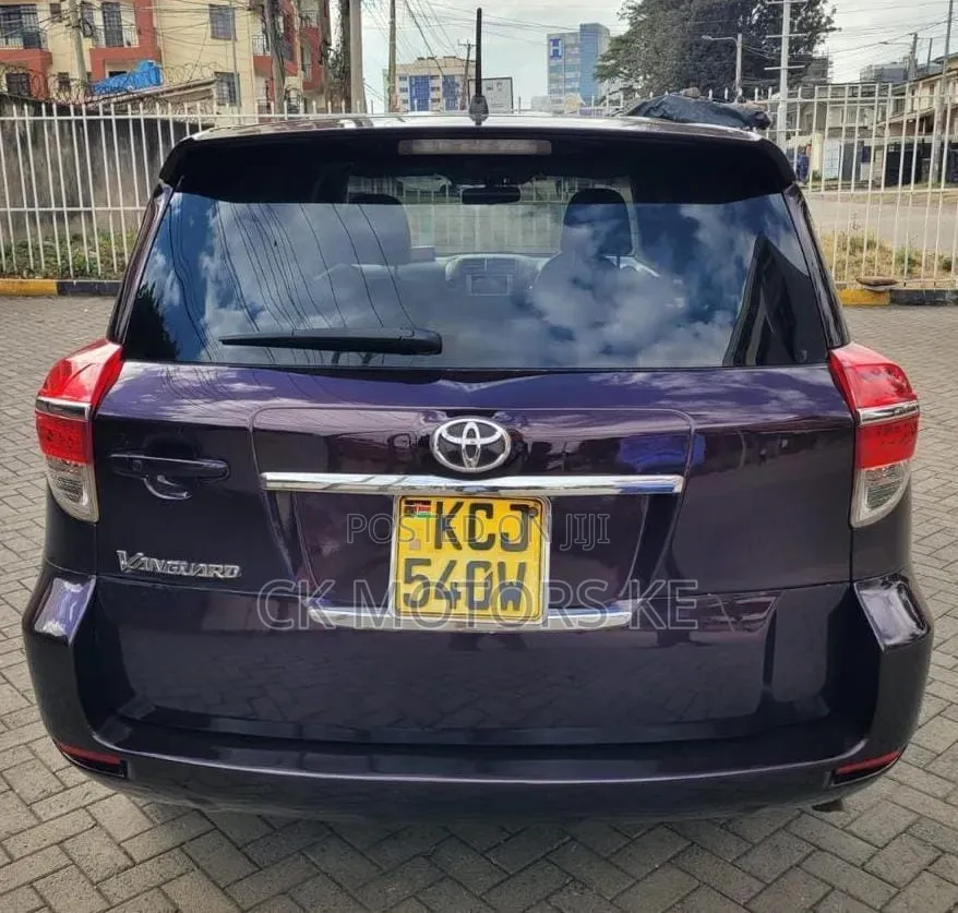 Toyota Vanguard 2011 Maroon