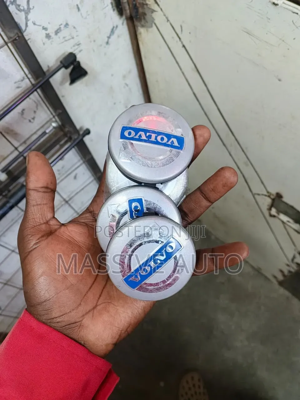 Buy Volvo Centre Wheel Caps Replacement/ Volvo Centre Caps