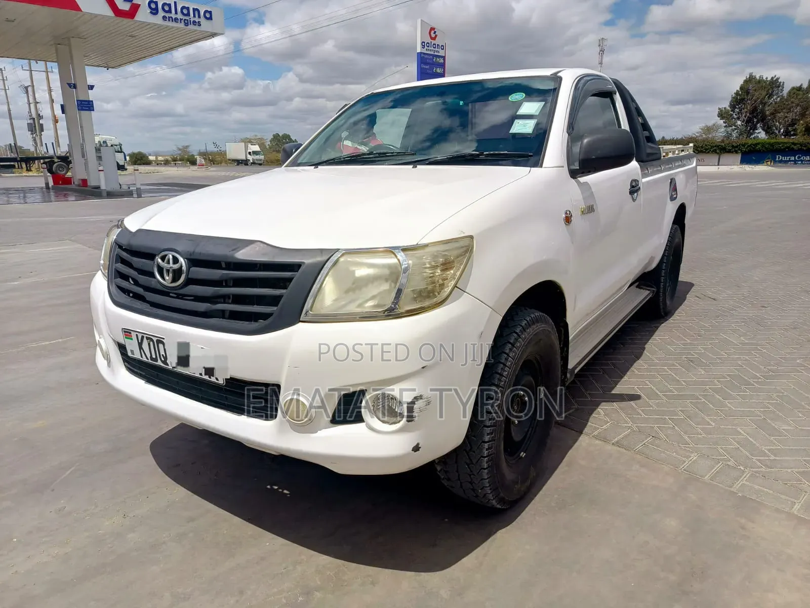 Toyota Hilux SR HI-RIDER 2015 White