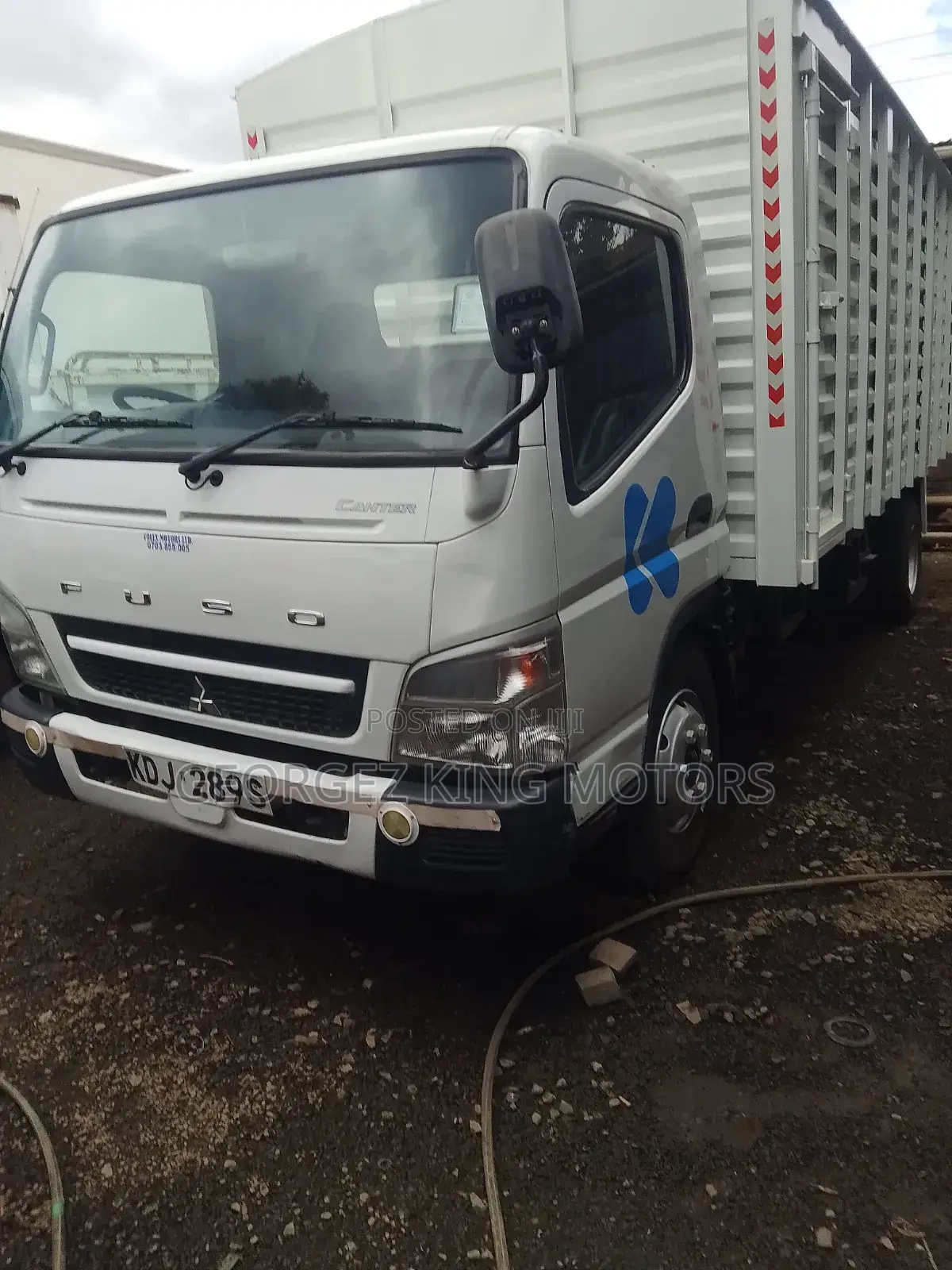 MITSUBISHI Fuso Canter